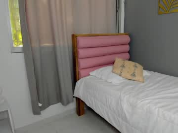 webcam girl roberta_lipa today image #2373144