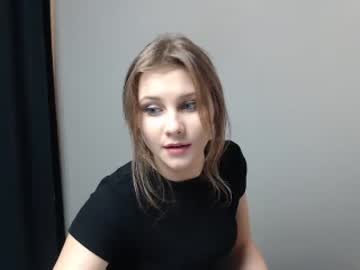 webcam girl relax_nina today image #244307