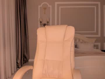 webcam girl bae_suz today image #1230036