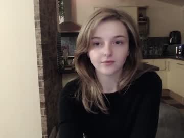 webcam girl lucydelovely today image #3499602