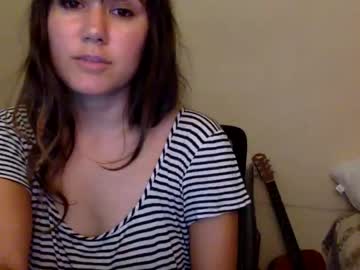 webcam girl ericarae91 today image #2145251