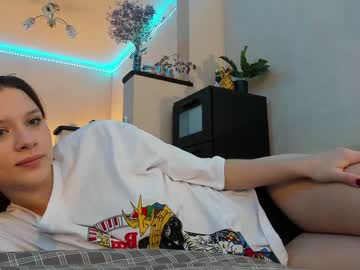 webcam girl ketlinrous today image #3190362