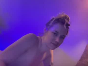 webcam couple fartsmommy today image #3323439
