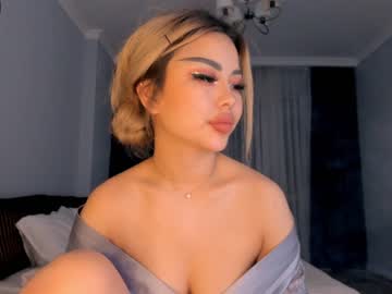 webcam girl bae_suz today image #735944