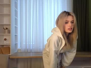 webcam girl catecrago today image #4067833