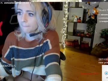 webcam girl kimilee22 today image #448356
