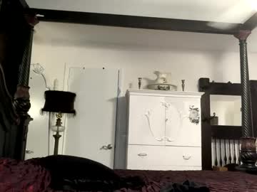 webcam girl kyliebjadee today image #4093620