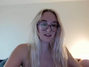 webcam girl mariah95 today image #722448