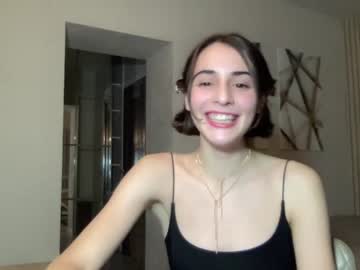 webcam girl crown_of_vice01 today image #3097862