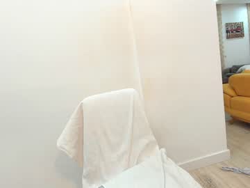 webcam girl ehotlovea today image #3019618