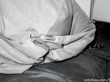 webcam girl le__ah today image #925462
