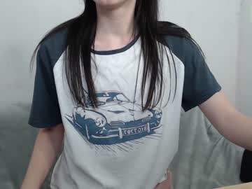 webcam girl divaannie today image #1970848