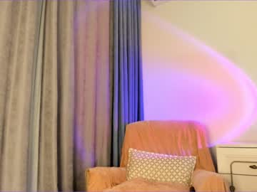 webcam girl lily_14 today image #1330928