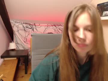 webcam girl suziii_ today image #3933080