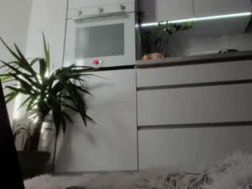 webcam girl meryfoxxx today image #2893291