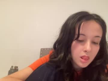 webcam girl rebeccaryder333 today image #3307669