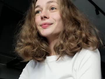 webcam girl mxxnsxsul today image #2465002