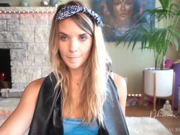 webcam girl phoenix_taylor today image #2144952