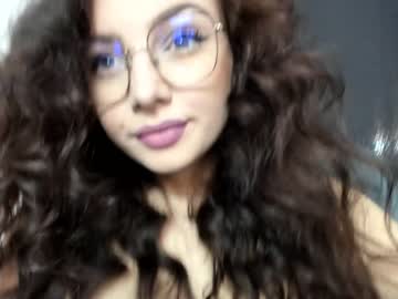 webcam girl 9harlotte99 today image #1628920