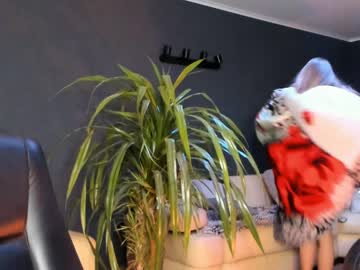webcam girl linellali today image #2873689