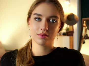webcam girl adorableash today image #4048442