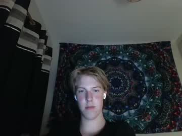 webcam man brandon_y07 today image #3951001