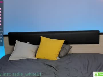 webcam girl foxhilary today image #2535379
