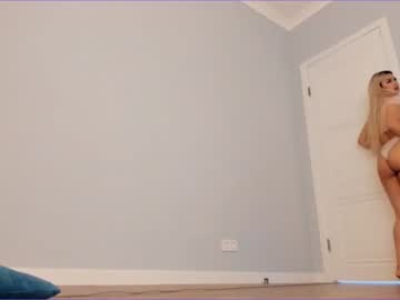 webcam girl bae_suz today image #382544