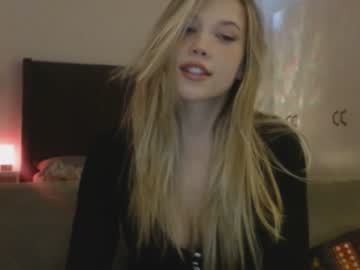 webcam girl bitter_moon today image #3176946