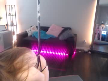 webcam girl skyewatson today image #1748276