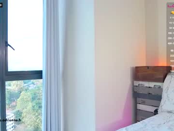 webcam girl belle_adrienne today image #958784