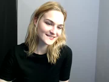 webcam girl tara_mony today image #1702726