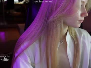 webcam girl bestblondiiecb today image #3861516