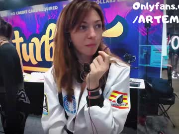 webcam girl artemisfit today image #614312