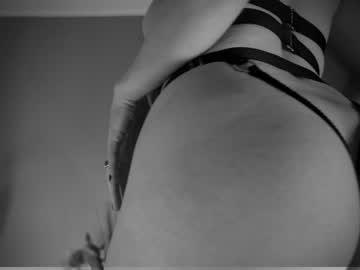 webcam girl littlee33 today image #3512911