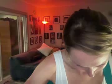 webcam girl kaileeshy today image #2606240