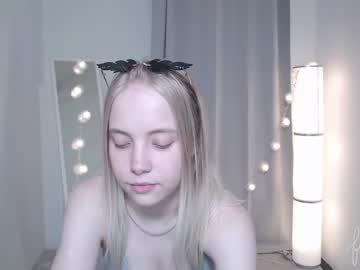 webcam girl appr0ved today image #1866830