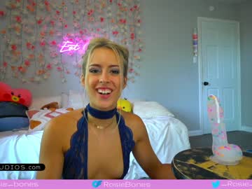 webcam girl rosiebones today image #1948931