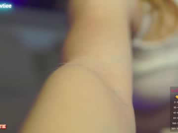 webcam girl _taylor_swift today image #3817007