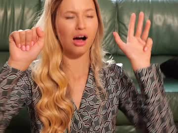 webcam girl stella_and_stephan today image #2827528
