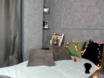 webcam girl _0k_ today image #3580740