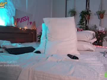 webcam girl _deepthroatgalactica today image #3690593