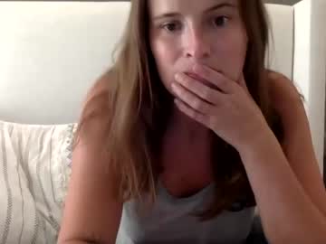 webcam girl carolinakiss14 today image #2553745