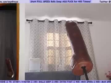 webcam girl wynfreya today image #2980845