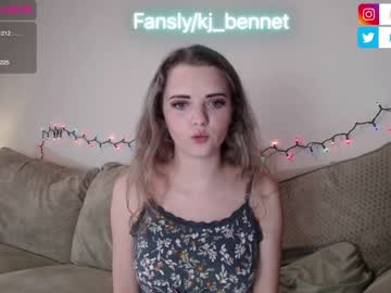 webcam couple kjbennet today image #3221541
