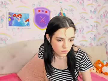 webcam girl adria_raee today image #2090248