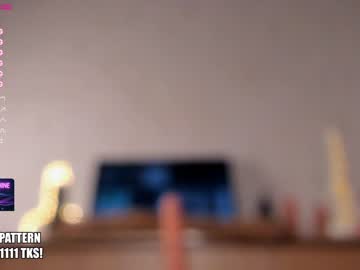 webcam girl crystalreves today image #2602997