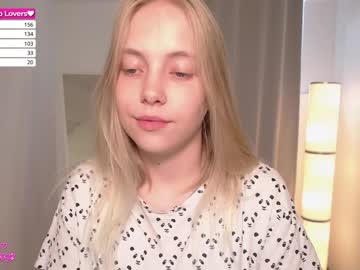 webcam girl appr0ved today image #2706476