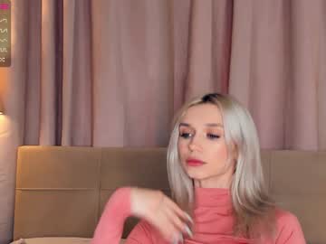 webcam girl shellymang today image #2785206
