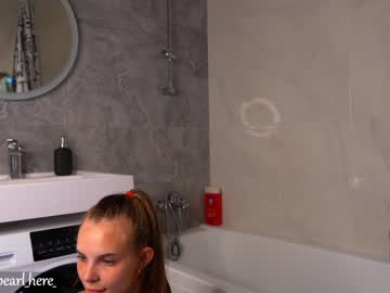 webcam girl kalisa_pearl today image #2105591